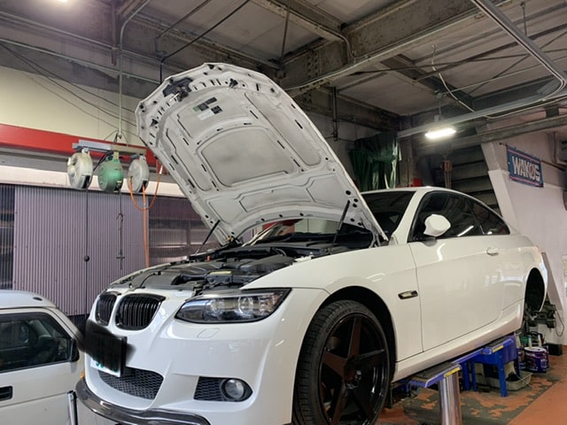 BMW 320i ブレーキの修理